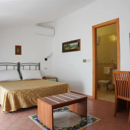 New Sonia Hotel