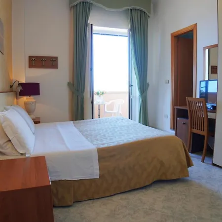New Sonia Hotel
