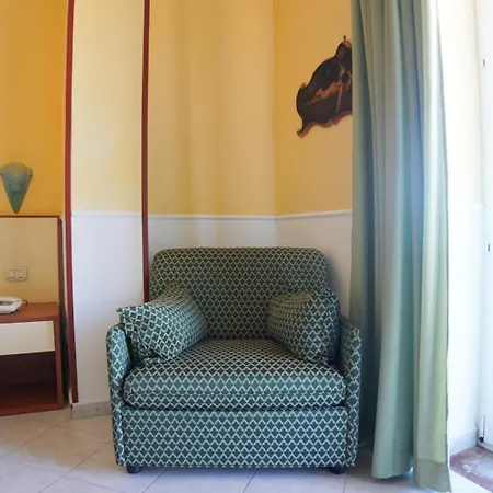 New Sonia Hotel 4*